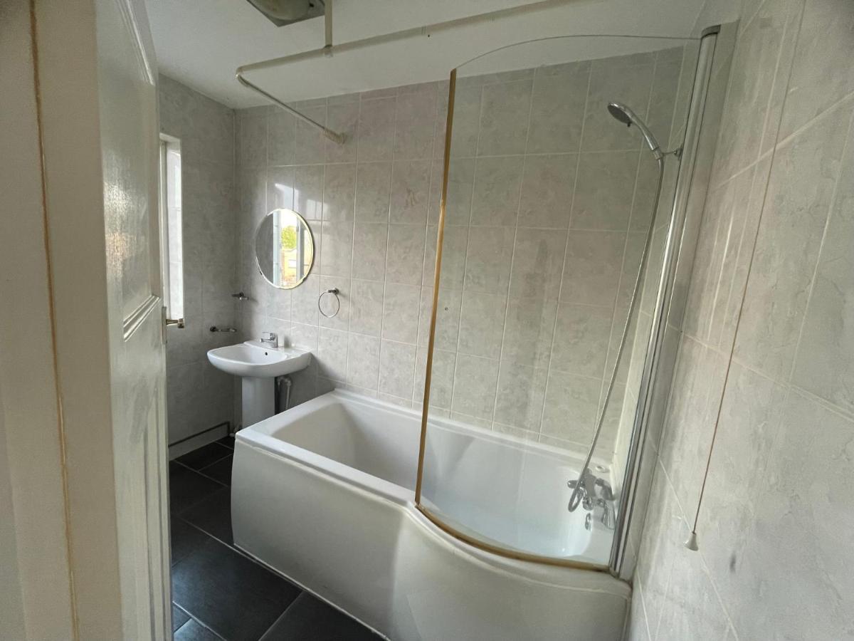 2A Seymour Road Villa Sutton  Kültér fotó