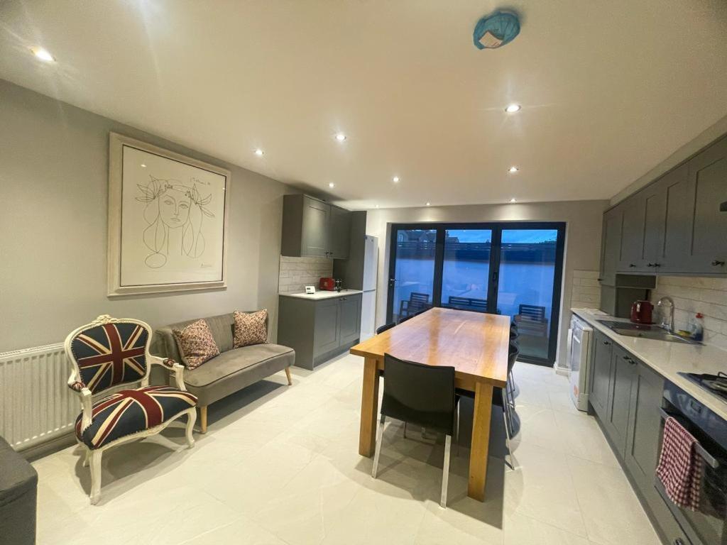2A Seymour Road Villa Sutton  Kültér fotó